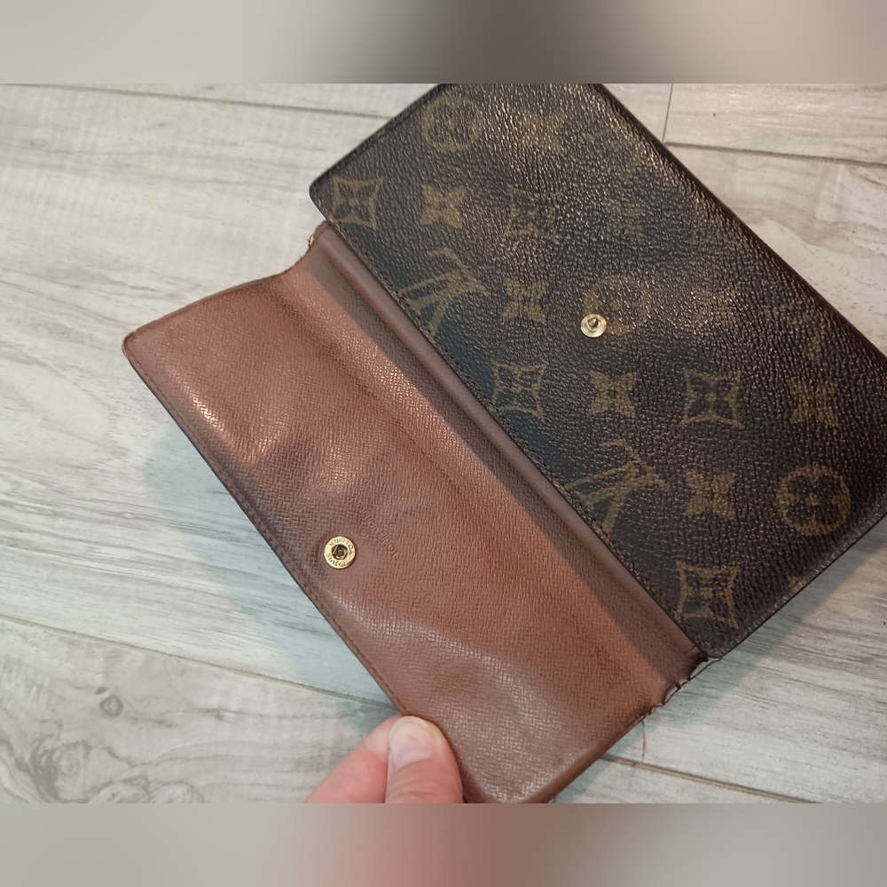 Louis Vuitton Monogram Porte Tresor International Long Trifold Wallet - Picture 7 of 16